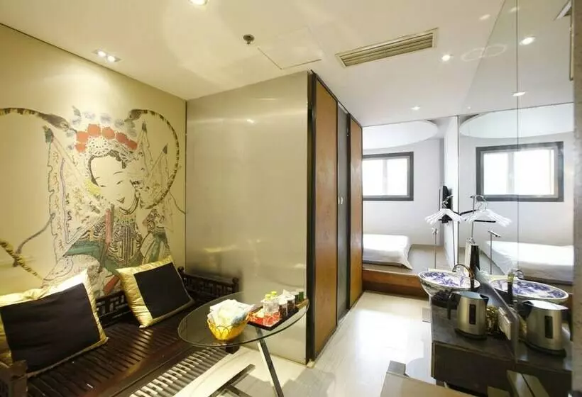 اتاق استاندارد, China Community Art Habitat