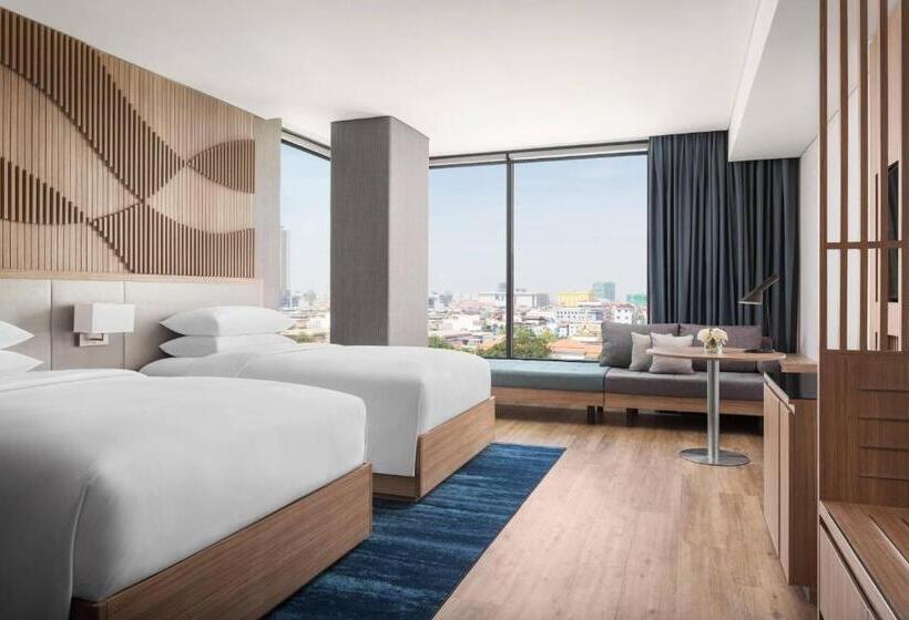 غرفة ديلوكس, Courtyard By Marriott Phnom Penh