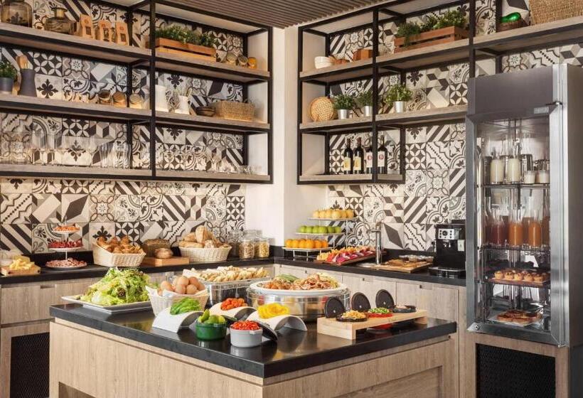 غرفة بريميوم, Courtyard By Marriott Phnom Penh