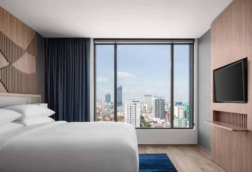 جناح إدارى, Courtyard By Marriott Phnom Penh