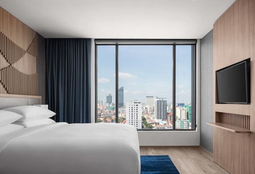 جناح إدارى, Courtyard By Marriott Phnom Penh