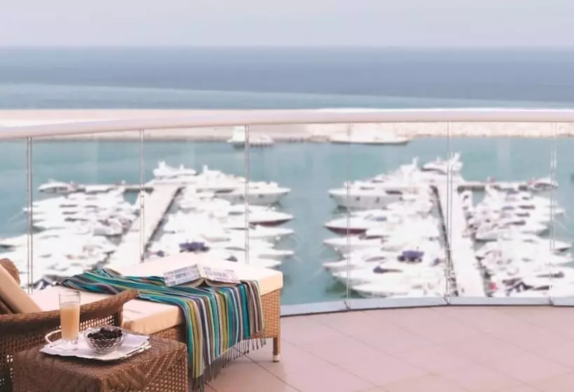سوییت, Four Seasons Hotel Beirut
