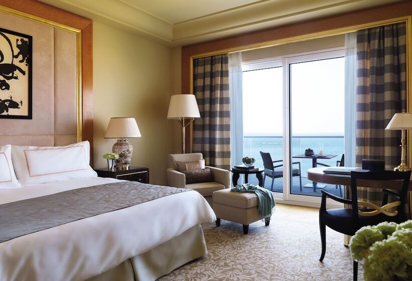 חדר פרמיום, Four Seasons Hotel Beirut