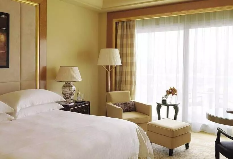 اتاق سوپریور با چشم‌انداز شهر, Four Seasons Hotel Beirut