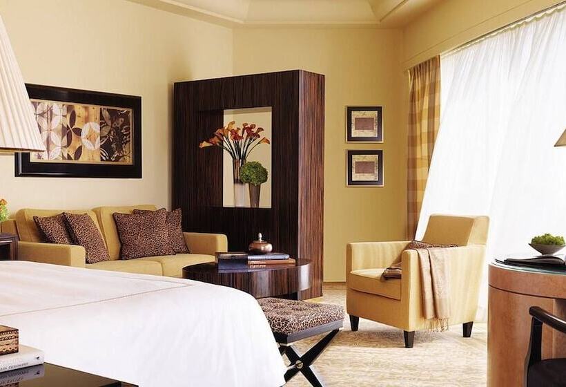 חדר דלוקס, Four Seasons Hotel Beirut