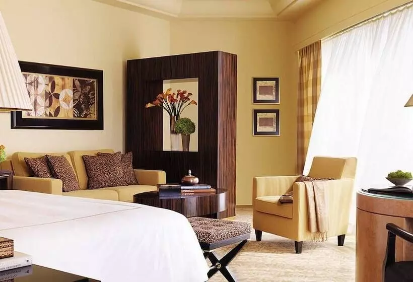 اتاق لوکس, Four Seasons Hotel Beirut