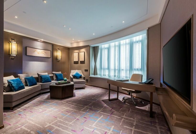 Delüks Süit, Guangdong Geological Landscape