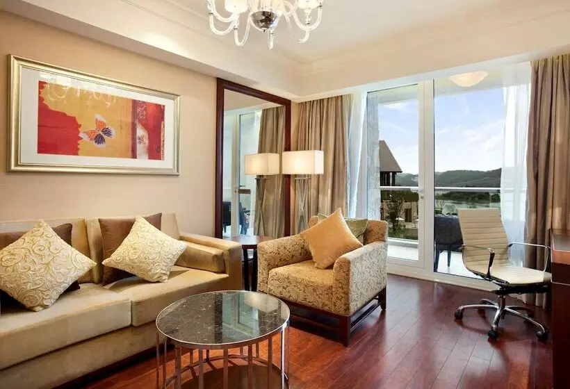 デラックススイート, Hilton Hangzhou Qiandao Lake Resort