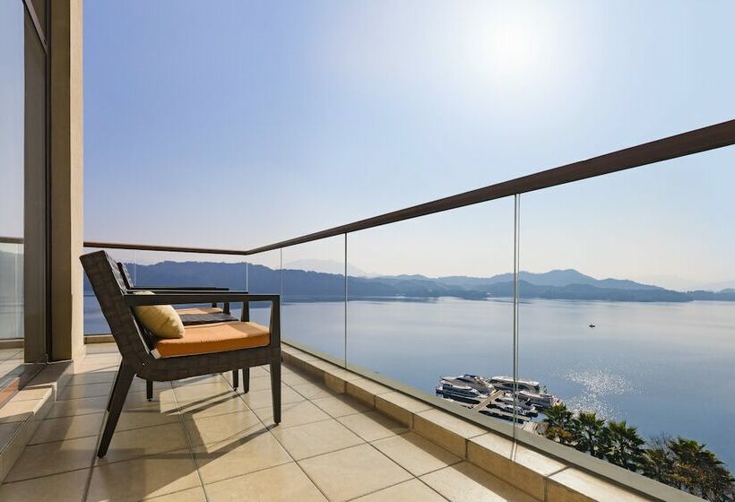 סוויטה דלוקס, Hilton Hangzhou Qiandao Lake Resort