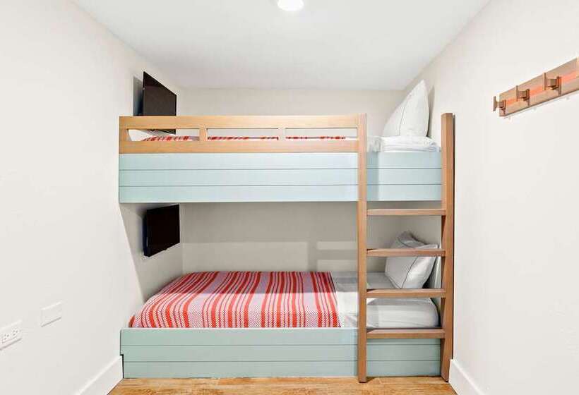 סוויטה דלוקס, Hilton Hangzhou Qiandao Lake Resort