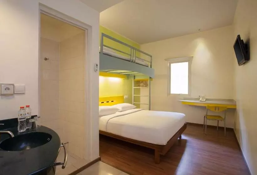 اتاق استاندارد با تخت‌های تاشو, Ibis Budget Jakarta Menteng