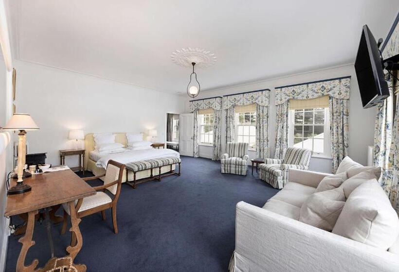 デラックススイート, Oscars Waterfront Boutique