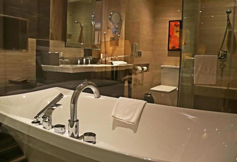 Delüks Oda, Royal International Hotel Shanghai   Pudong International Airport