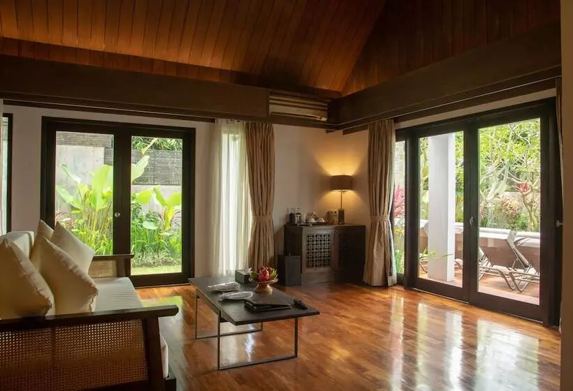 プール付３ベッドルーム　ビラ, The Samaya Ubud
