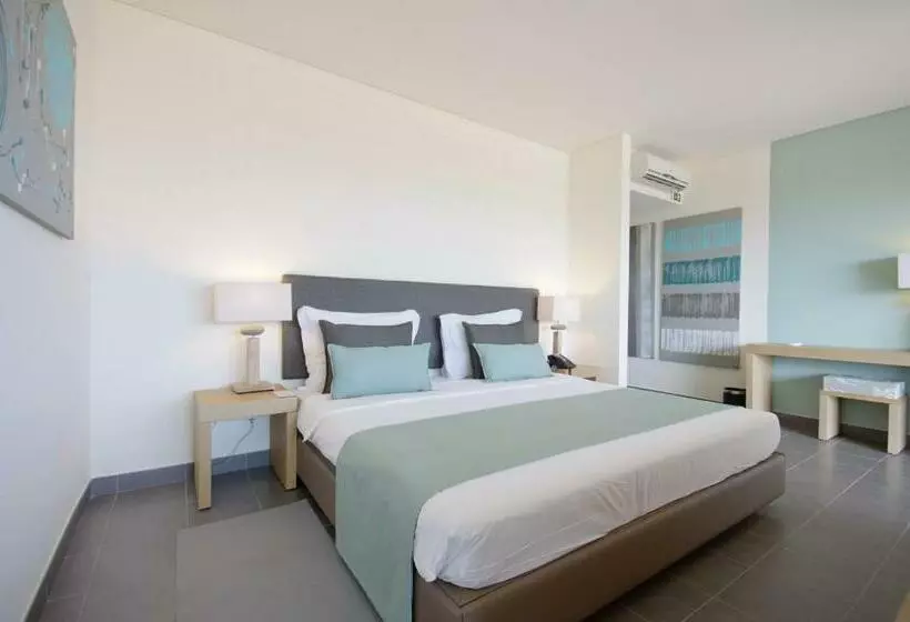 Deluxe-sviitti, Oasis Salinas Sea