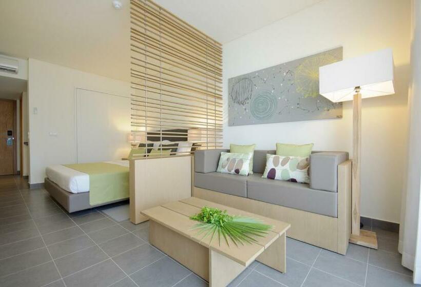 اتاق استاندارد با چشم‌انداز باغ, Oasis Salinas Sea