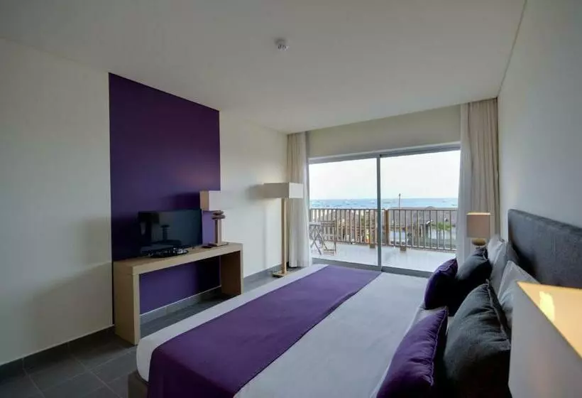 Deluxe-sviitti, Oasis Salinas Sea