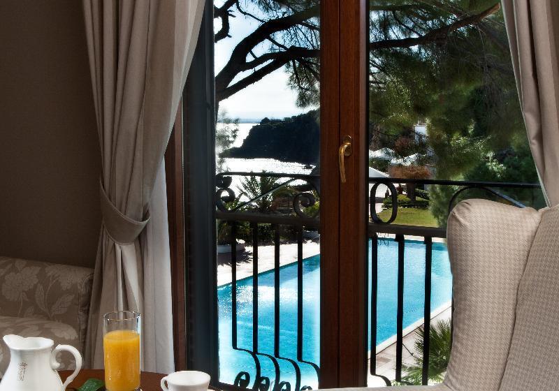 اتاق استاندارد, Oasis Salinas Sea