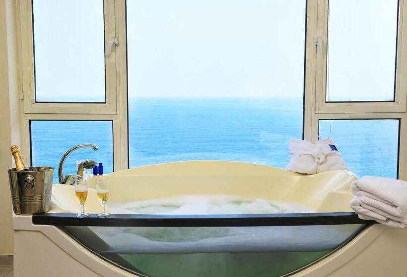 سوییت اجرایی, Portaluna Hotel & Resort