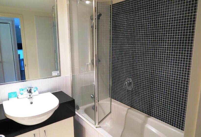 패밀리 아파트, Seachange Coolum Beach