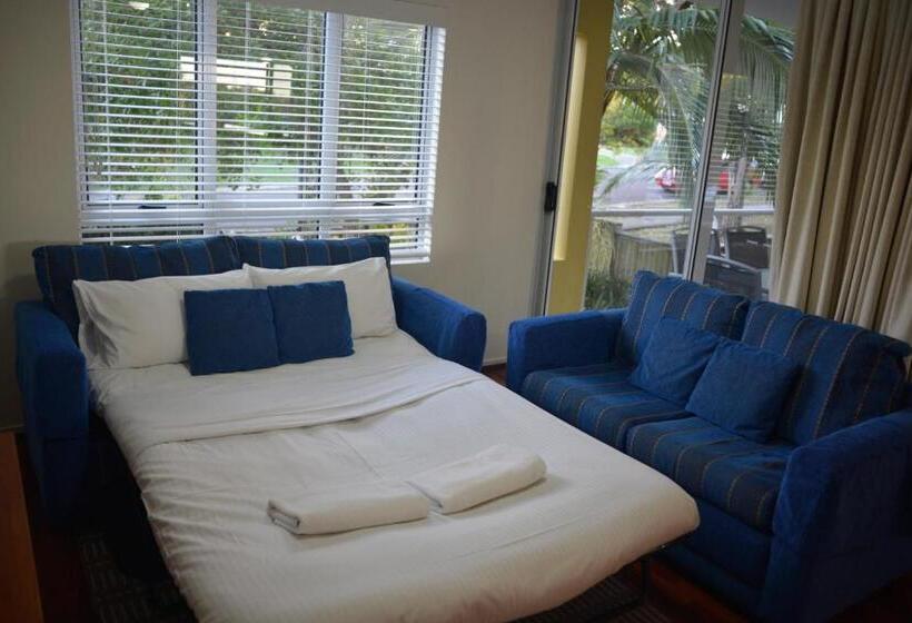 패밀리 아파트, Seachange Coolum Beach