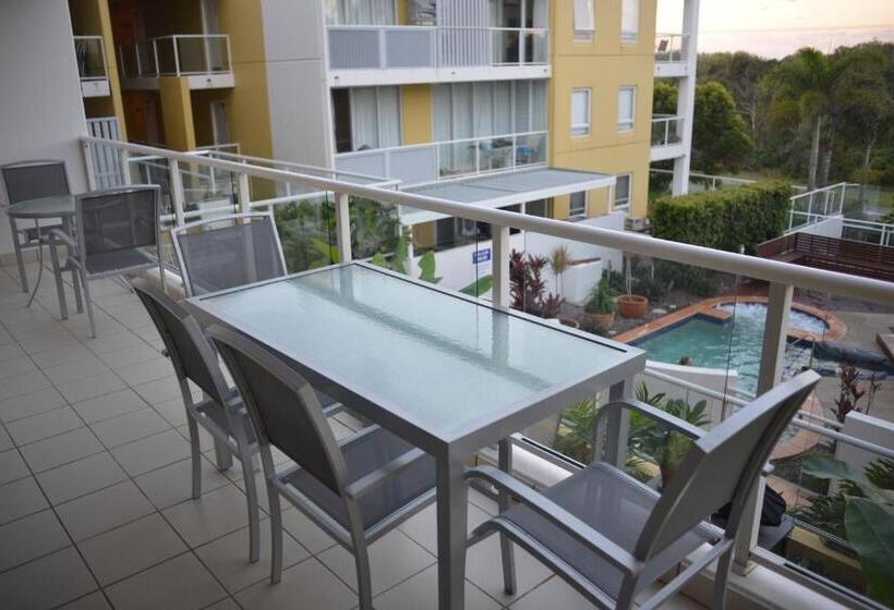 패밀리 아파트, Seachange Coolum Beach
