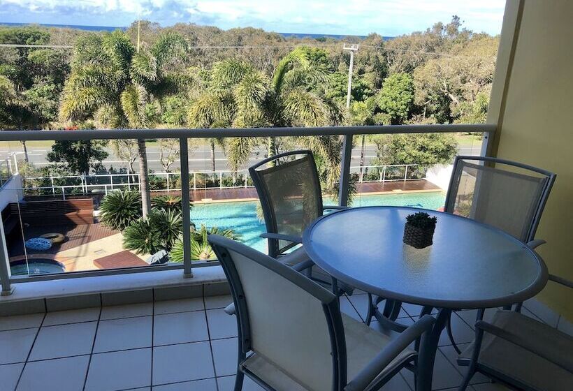 패밀리 아파트, Seachange Coolum Beach