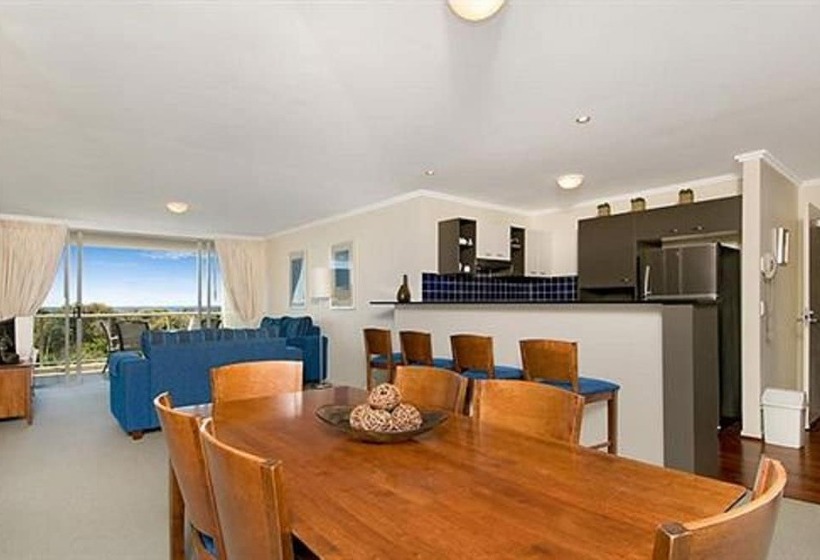 패밀리 아파트, Seachange Coolum Beach