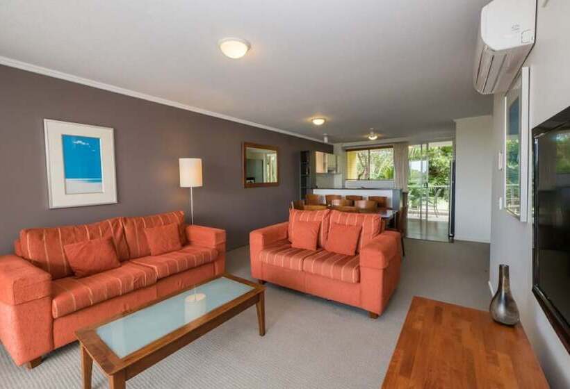 패밀리 아파트, Seachange Coolum Beach