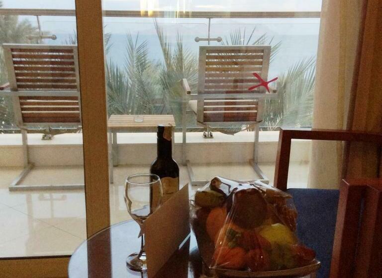 اتاق سه نفره دلوکس با چشم‌انداز دریا, Xperience Sea Breeze Resort