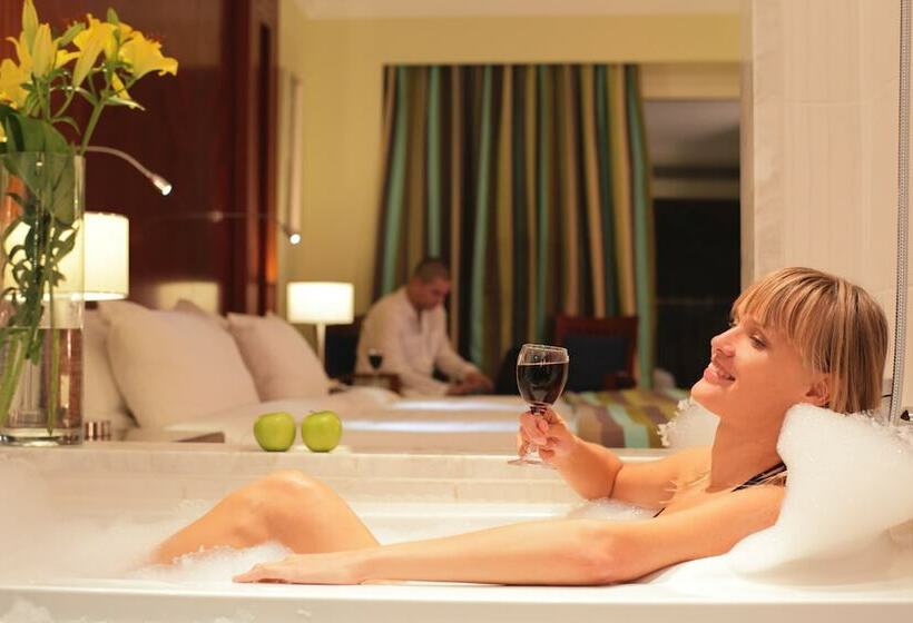 اتاق لوکس با چشم‌انداز دریا, Xperience Sea Breeze Resort