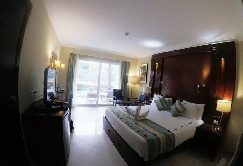 اتاق خانوادگی, Xperience Sea Breeze Resort