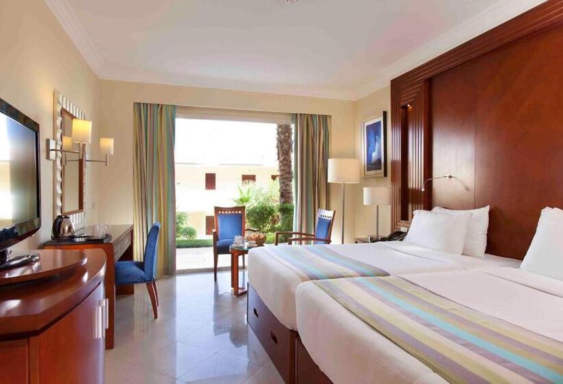 Standard swim-up room, Xperience Sea Breeze Resort