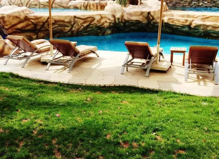 Standard swim-up room, Xperience Sea Breeze Resort