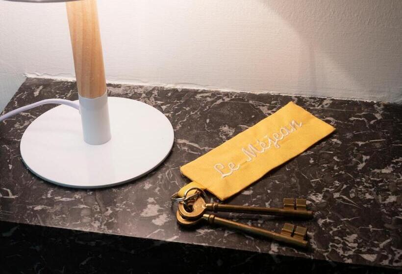 Люкс Повышенной Комфортности, Château Le Méjean