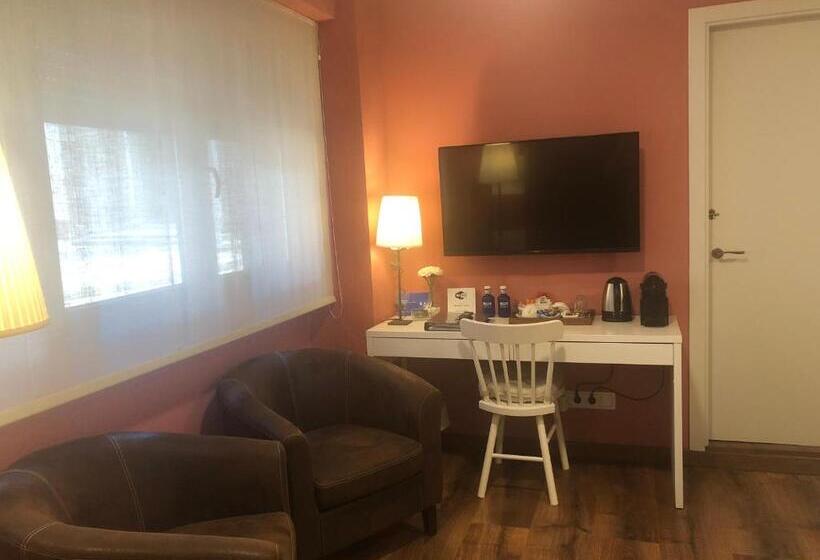 标准间, Escloper B&b