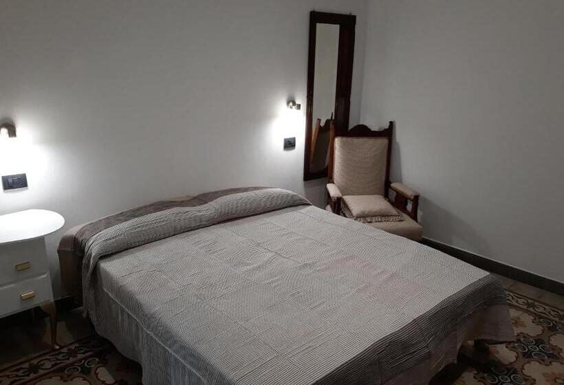 テラス付きスタンダードルーム, Via Pezza 100