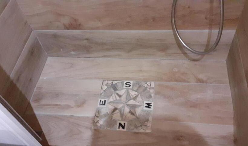 スイート（家族用）, Via Pezza 100