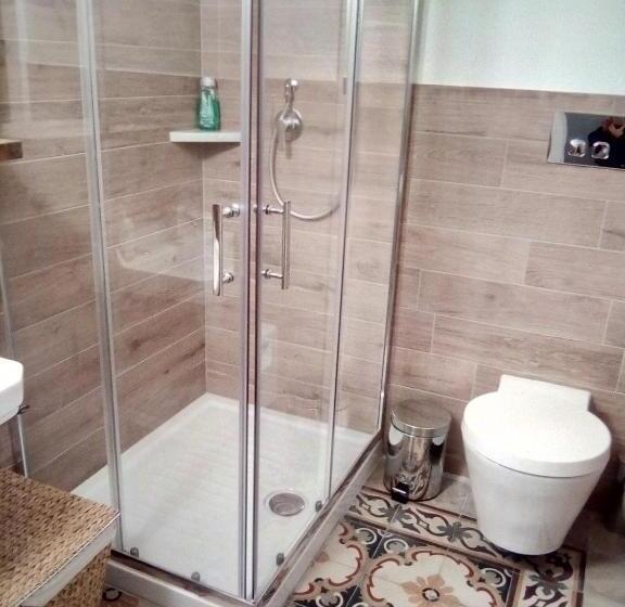 バルコニー付きスタンダードトリプルルーム, Via Pezza 100