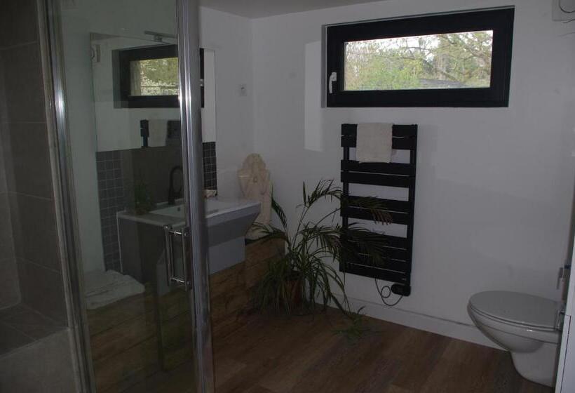 غرفة قياسية, Domaine De La Clef Des Champs