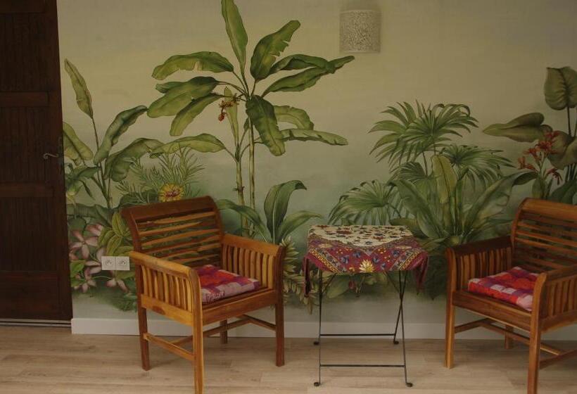 غرفة قياسية, Domaine De La Clef Des Champs