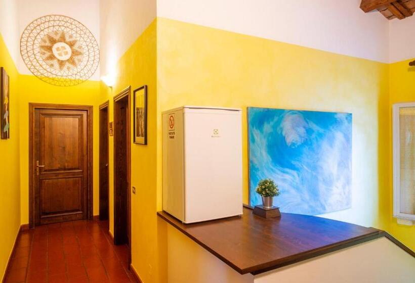 标准三人间外部浴室, La Casa Di Pilar