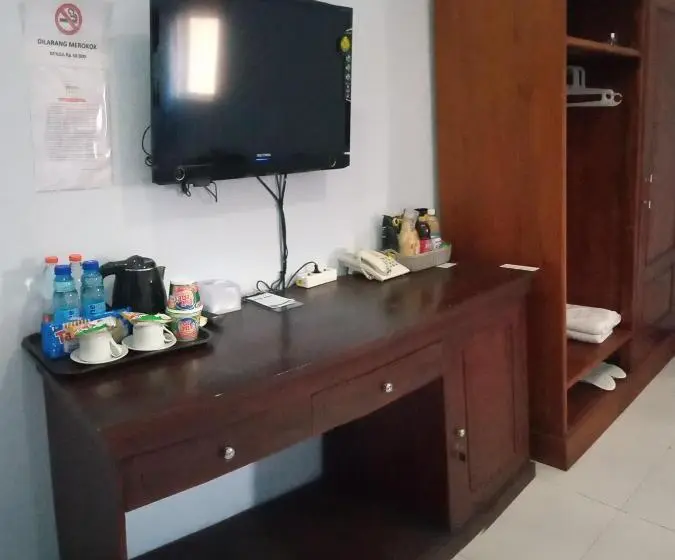 Chambre Standard, Ilhami Blitar