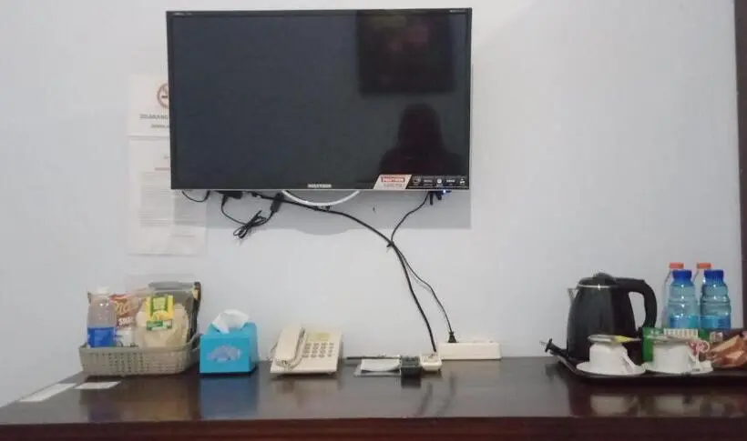 Chambre Deluxe, Ilhami Blitar