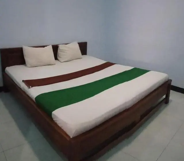 Chambre Supérieure, Ilhami Blitar