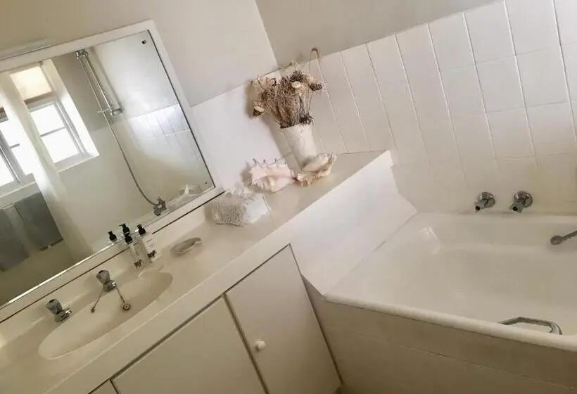 バルコニー付き1ベッドルームアパートメント, On The Square Luxury Apartment