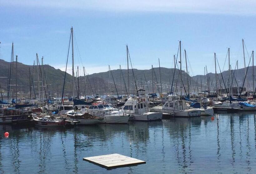 شقة غرفة نوم واحدة مزودة بشُرفة, On The Square Luxury Apartment