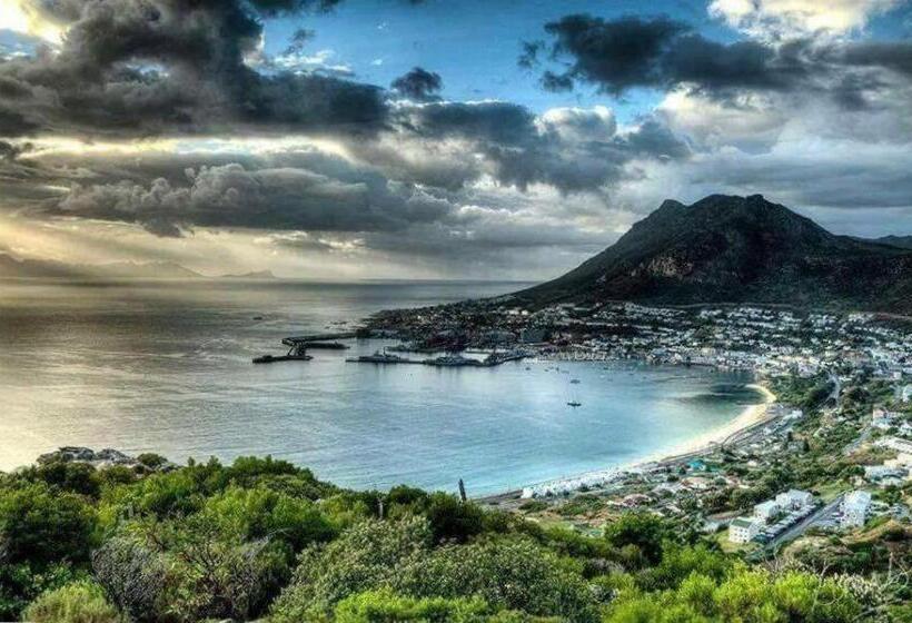 شقة غرفة نوم واحدة مزودة بشُرفة, On The Square Luxury Apartment