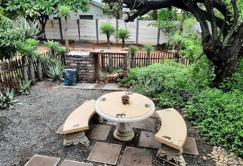 חדר סטנדרט, Elephant Walk Guesthouse And Back Packers