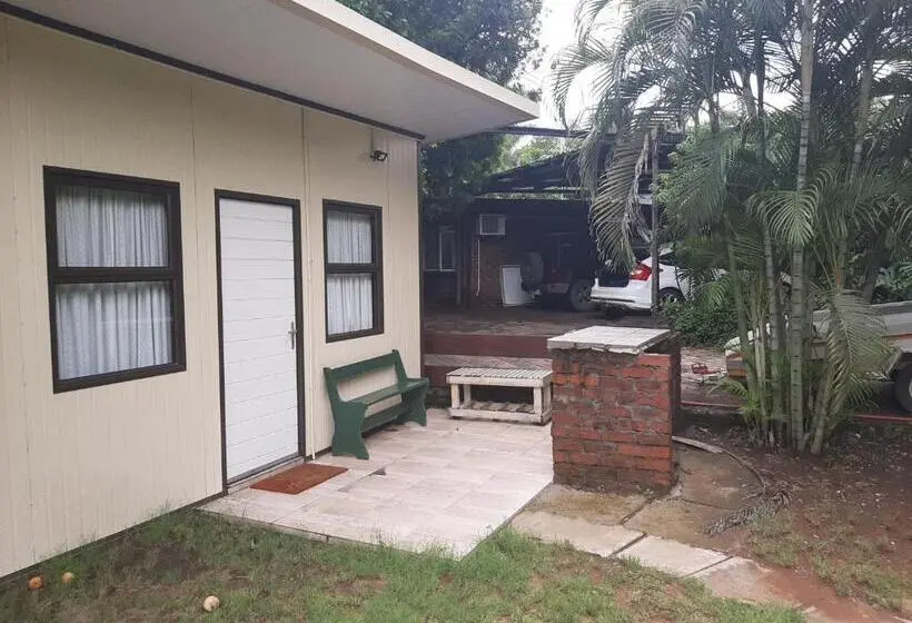 ベーシックルーム, Elephant Walk Guesthouse And Back Packers